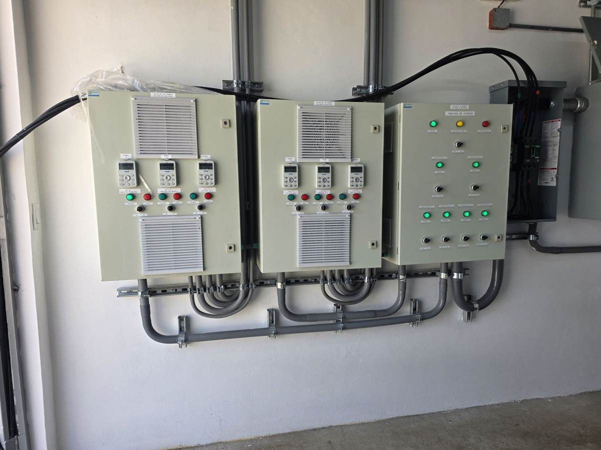 Tableros eléctricos del sistema de bombeo, Colinas de Mallorca