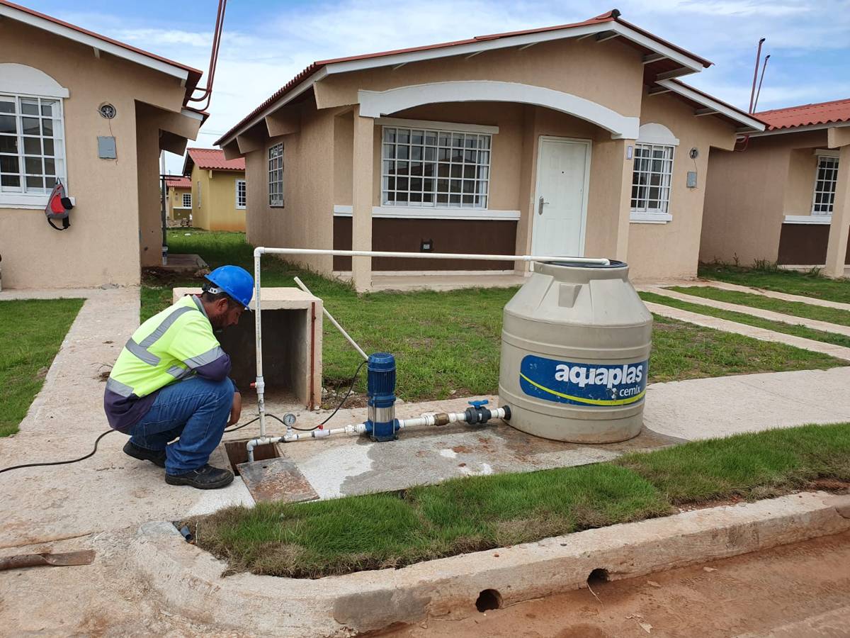 Revisión del sistema de agua de una vivienda